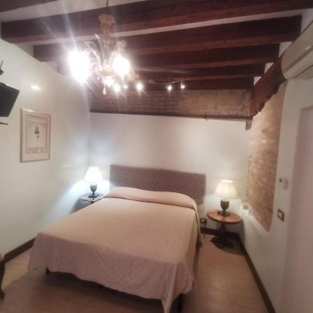 Canal View Studio Flat Венеция Экстерьер фото